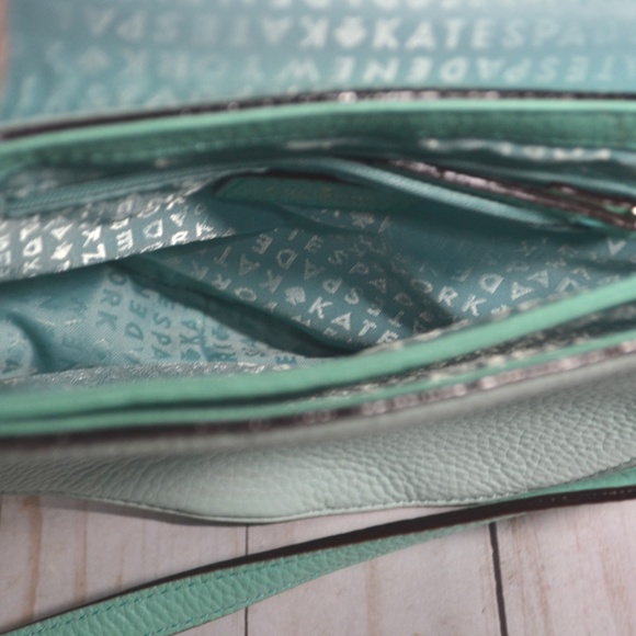 Kate Spade Lilly Saddle Oliver Street Crossbody - Picture 5 of 6